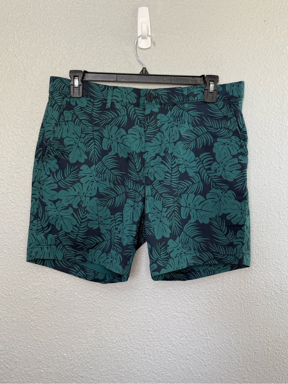 NWT Michael Kors Dark Simmer Night Cotton Blend Shorts Size 34